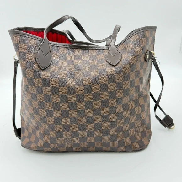 Checkered Brown Tote Bag with Pouch - Picture 3 of 10